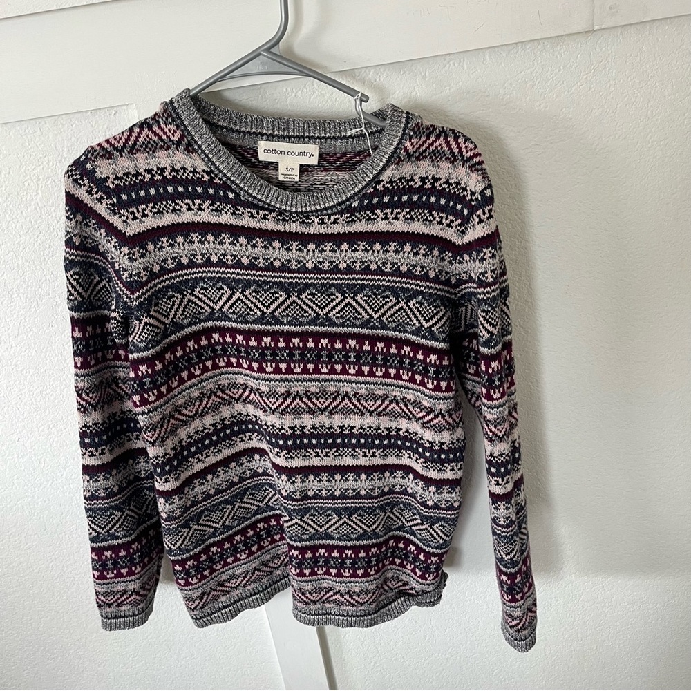 Cotton Country Women's Small Cotton Crewneck Sweater.